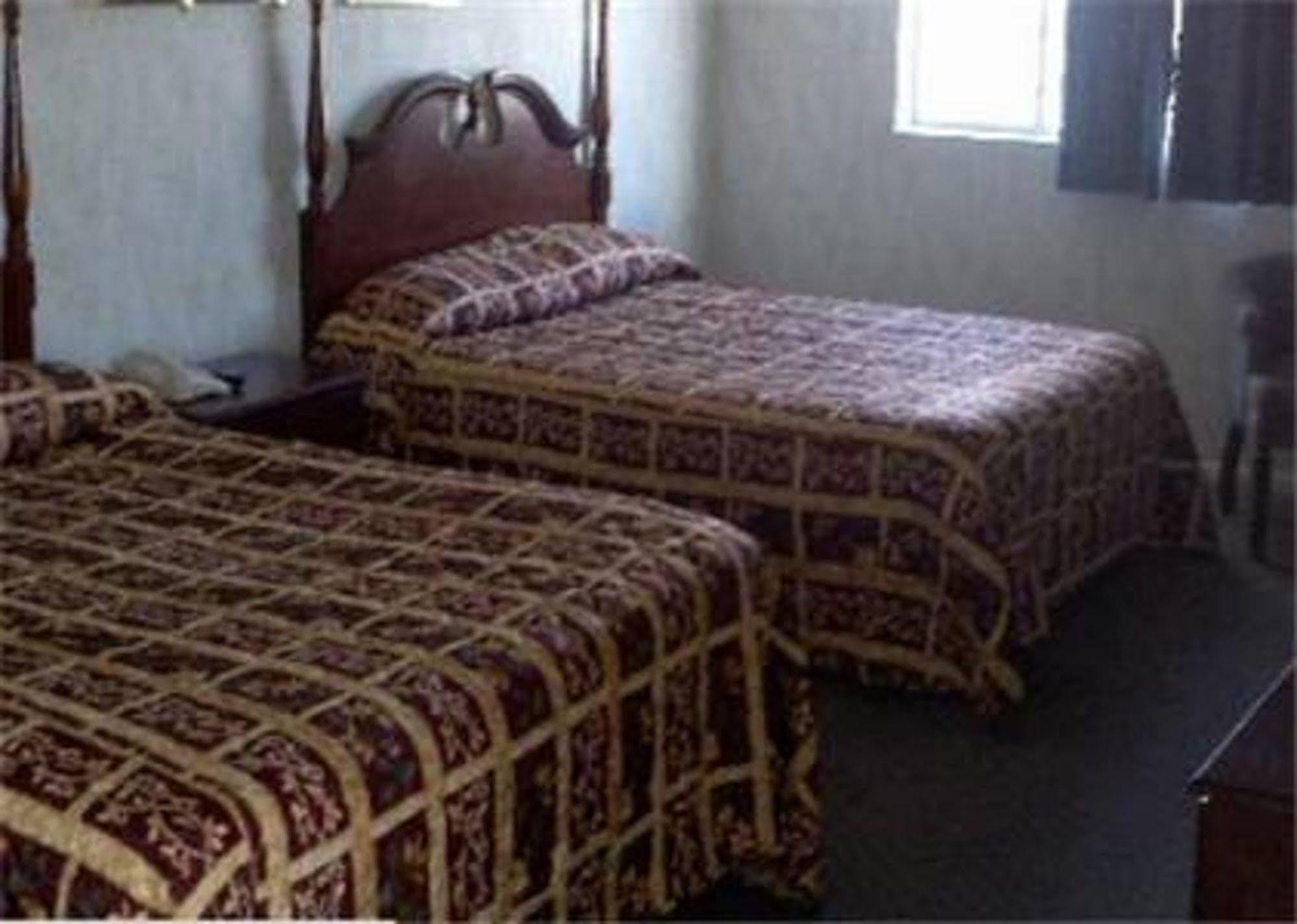 Thunderbird Motel Bishop Eksteriør billede